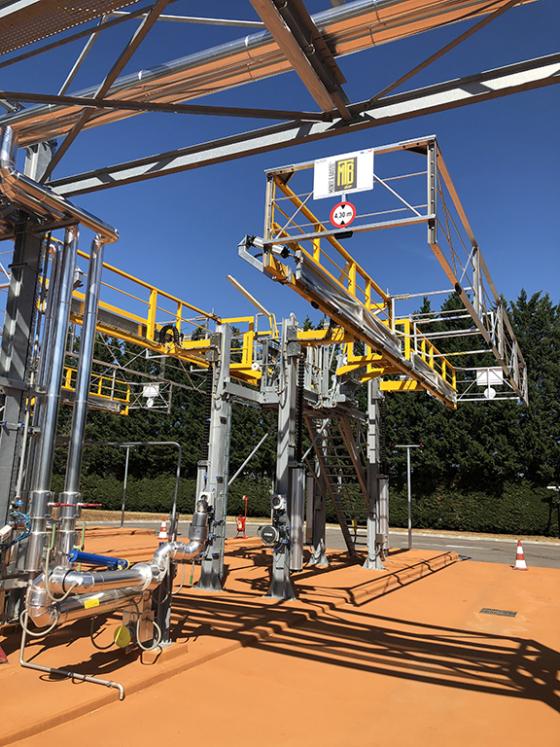 Monte et Baisse laadbordes op productielocatie, Pacquet Monte et Baisse laadbordes op productielocatie, Pacquet