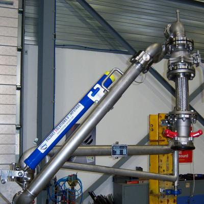 Variable-reach top loading arm, Pacquet